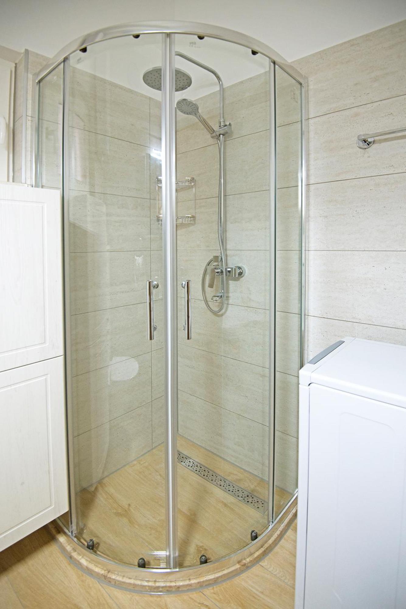 Apartmani Tomica Йесенице Екстериор снимка